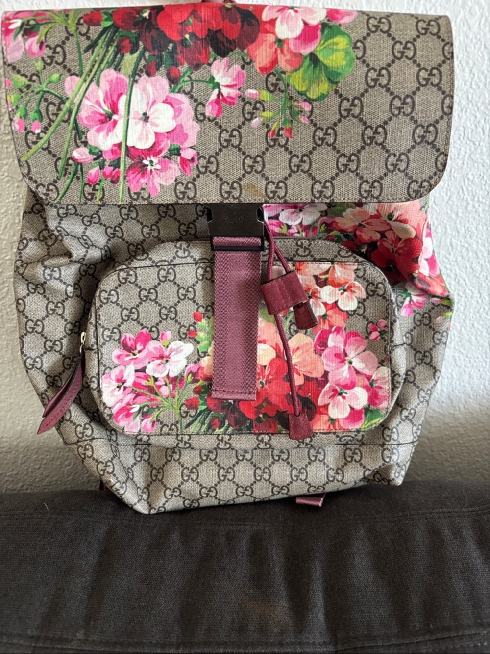 Gucci Floral GG Supreme Canvas Backpack with Pink Accents